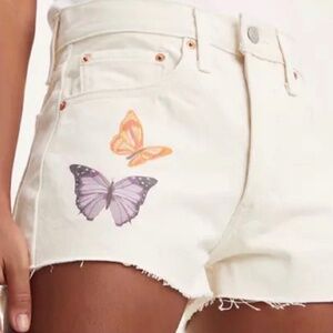 Levi’s 501 Give Me Butterflies white jean shorts NWT